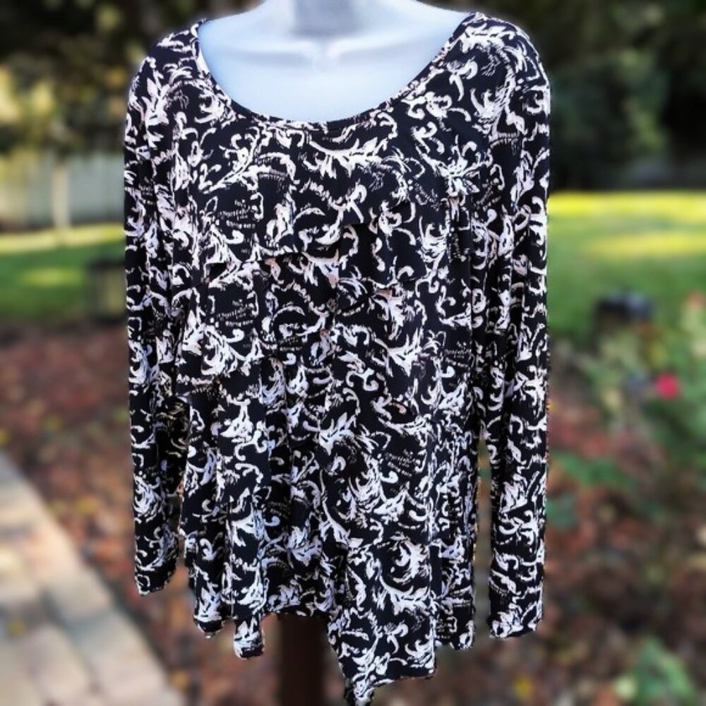 Ruffle Front Top by Dress Barn Like New L